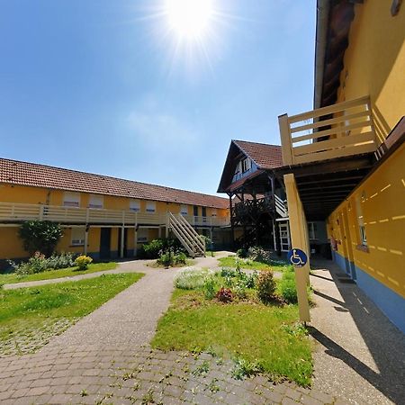 Le Relais De Wasselonne Aparthotel Buitenkant foto